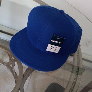 Decky retro fitted hat